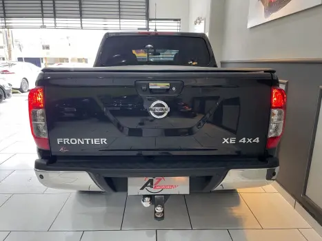 NISSAN Frontier 2.3 16V XE 4X4 CABINE DUPLA BI-TURBO DIESEL AUTOMTICO, Foto 2