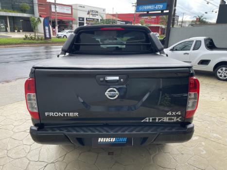 NISSAN Frontier 2.3 ATTACK CABINE DUPLA 4X4 BI-TURBO DIESEL AUTOMTICO, Foto 2