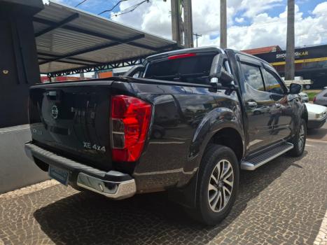 NISSAN Frontier 2.3 16V XE 4X4 CABINE DUPLA BI-TURBO DIESEL AUTOMTICO, Foto 2