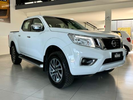 NISSAN Frontier 2.3 16V XE 4X4 CABINE DUPLA BI-TURBO DIESEL AUTOMTICO, Foto 3