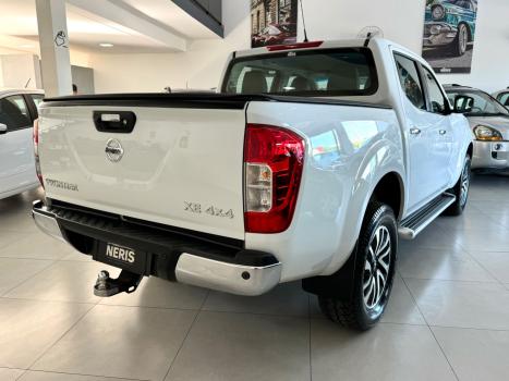 NISSAN Frontier 2.3 16V XE 4X4 CABINE DUPLA BI-TURBO DIESEL AUTOMTICO, Foto 5