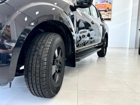 NISSAN Frontier 2.3 ATTACK CABINE DUPLA 4X4 BI-TURBO DIESEL AUTOMTICO, Foto 11