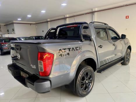 NISSAN Frontier 2.3 ATTACK CABINE DUPLA 4X4 BI-TURBO DIESEL AUTOMTICO, Foto 2