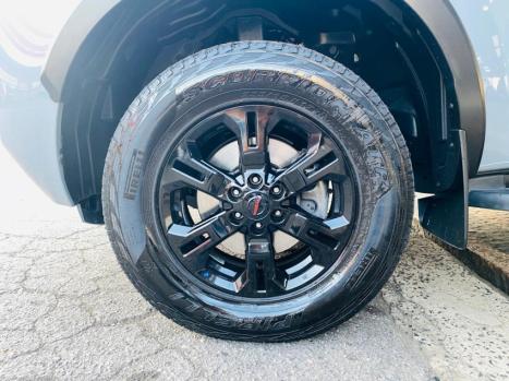NISSAN Frontier 2.3 16V PRO4X CABINE DUPLA 4X4 BI-TURBO DIESEL AUTOMTICO, Foto 10