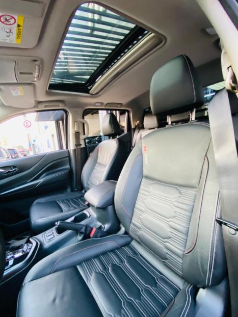 NISSAN Frontier 2.3 16V PRO4X CABINE DUPLA 4X4 BI-TURBO DIESEL AUTOMTICO, Foto 16