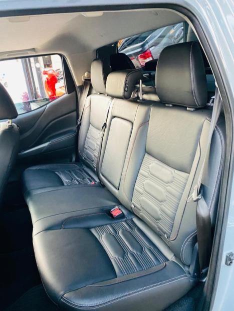 NISSAN Frontier 2.3 16V PRO4X CABINE DUPLA 4X4 BI-TURBO DIESEL AUTOMTICO, Foto 17