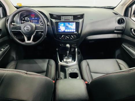 NISSAN Frontier 2.3 16V SE 4X4 CABINE DUPLA BI-TURBO DIESEL AUTOMTICO, Foto 4