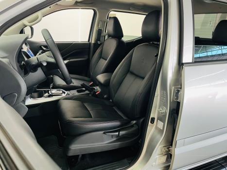 NISSAN Frontier 2.3 16V SE 4X4 CABINE DUPLA BI-TURBO DIESEL AUTOMTICO, Foto 6