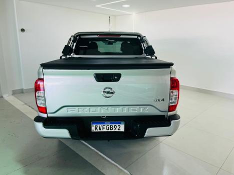 NISSAN Frontier 2.3 16V SE 4X4 CABINE DUPLA BI-TURBO DIESEL AUTOMTICO, Foto 15