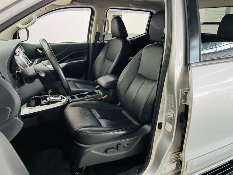 NISSAN Frontier 2.3 16V XE 4X4 CABINE DUPLA BI-TURBO DIESEL AUTOMTICO, Foto 6