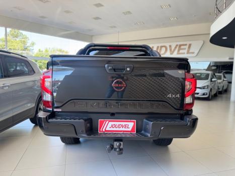 NISSAN Frontier 2.3 16V PRO4X CABINE DUPLA 4X4 BI-TURBO DIESEL AUTOMTICO, Foto 5
