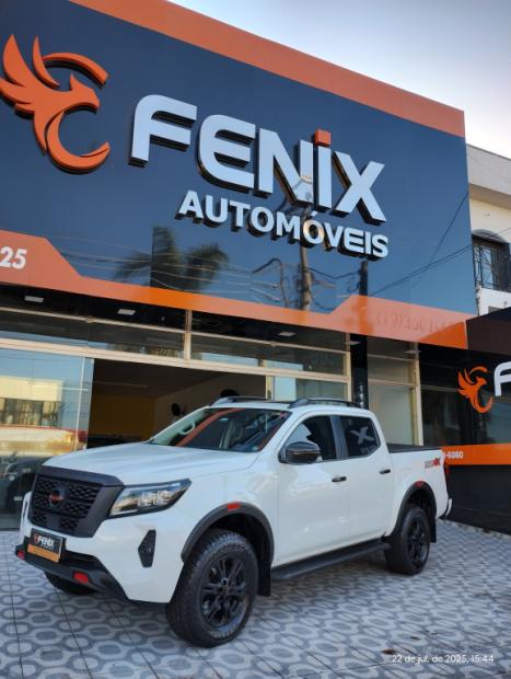 NISSAN Frontier 2.3 16V PRO4X CABINE DUPLA 4X4 BI-TURBO DIESEL AUTOMTICO, Foto 3