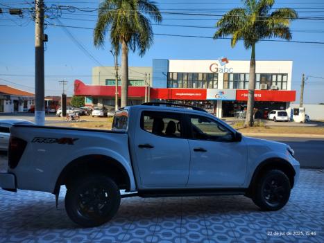 NISSAN Frontier 2.3 16V PRO4X CABINE DUPLA 4X4 BI-TURBO DIESEL AUTOMTICO, Foto 7