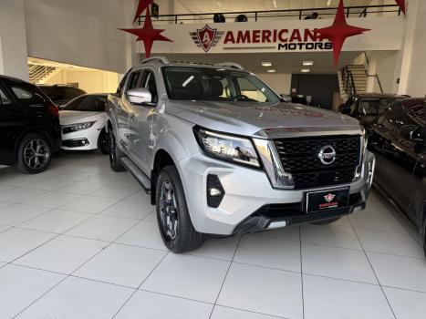 NISSAN Frontier 2.3 16V PLATINUM CABINE DUPLA 4X4 BI-TURBO DIESEL AUTOMTICO, Foto 2