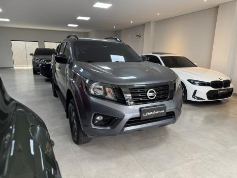 NISSAN Frontier 2.3 ATTACK CABINE DUPLA 4X4 BI-TURBO DIESEL AUTOMTICO, Foto 2