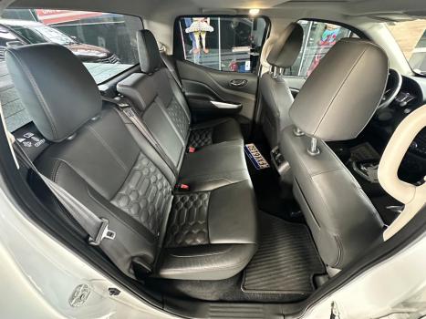 NISSAN Frontier 2.3 16V PLATINUM CABINE DUPLA 4X4 BI-TURBO DIESEL AUTOMTICO, Foto 5