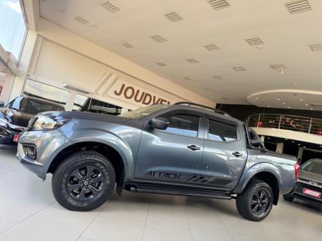 NISSAN Frontier 2.3 ATTACK CABINE DUPLA 4X4 BI-TURBO DIESEL AUTOMTICO, Foto 4