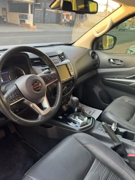 NISSAN Frontier 2.3 16V PRO4X CABINE DUPLA 4X4 BI-TURBO DIESEL AUTOMTICO, Foto 14