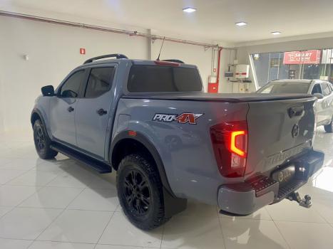 NISSAN Frontier 2.3 16V PRO4X CABINE DUPLA 4X4 BI-TURBO DIESEL AUTOMTICO, Foto 2