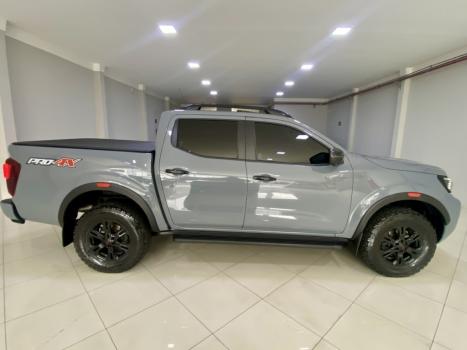 NISSAN Frontier 2.3 16V PRO4X CABINE DUPLA 4X4 BI-TURBO DIESEL AUTOMTICO, Foto 4