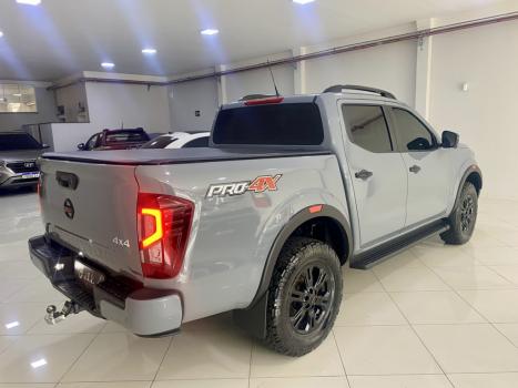 NISSAN Frontier 2.3 16V PRO4X CABINE DUPLA 4X4 BI-TURBO DIESEL AUTOMTICO, Foto 13