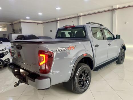 NISSAN Frontier 2.3 16V PRO4X CABINE DUPLA 4X4 BI-TURBO DIESEL AUTOMTICO, Foto 2