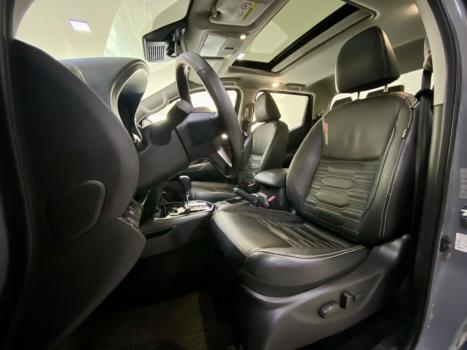 NISSAN Frontier 2.3 16V PRO4X CABINE DUPLA 4X4 BI-TURBO DIESEL AUTOMTICO, Foto 7