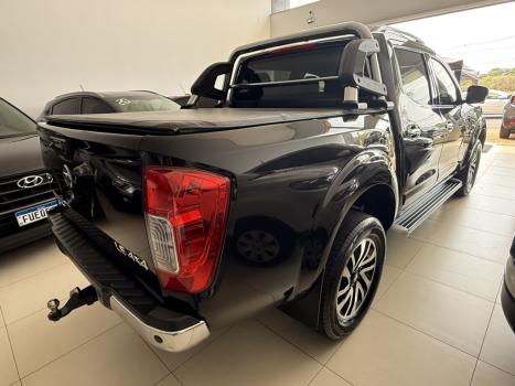 NISSAN Frontier 2.3 16V LE 4X4 CABINE DUPLA BI-TURBO DIESEL AUTOMTICO, Foto 3