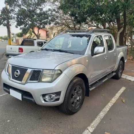 NISSAN Frontier 2.5 16V PLATINUM 4X4 TURBO DIESEL CABINE DUPLA AUTOMTICO, Foto 2