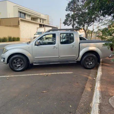 NISSAN Frontier 2.5 16V PLATINUM 4X4 TURBO DIESEL CABINE DUPLA AUTOMTICO, Foto 4