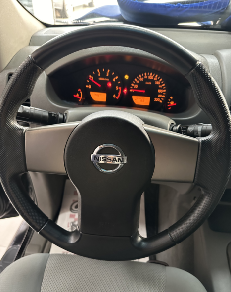 NISSAN Frontier 2.5 XE TURBO DIESEL CABINE DUPLA, Foto 8