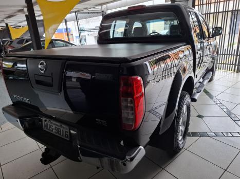 NISSAN Frontier 2.5 4X4 LE CABINE DUPLA TURBO DIESEL AUTOMTICO, Foto 2