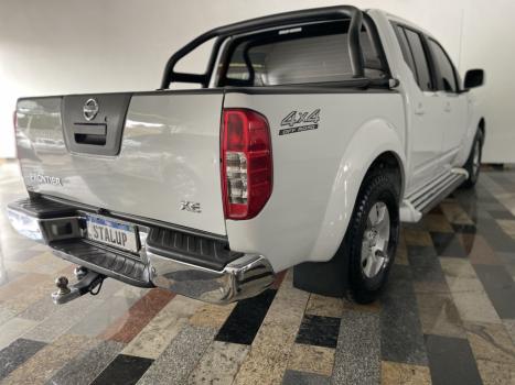 NISSAN Frontier 2.5 XE 4X4 TURBO DIESEL CABINE DUPLA, Foto 5