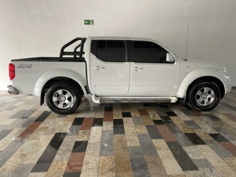 NISSAN Frontier 2.5 XE 4X4 TURBO DIESEL CABINE DUPLA, Foto 10