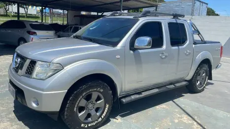 NISSAN Frontier 2.5 4X4 LE CABINE DUPLA TURBO DIESEL AUTOMTICO, Foto 3