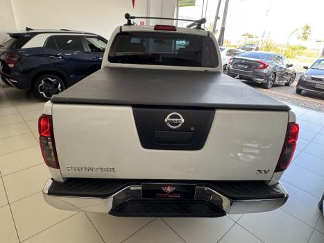 NISSAN Frontier 2.5 16V 4X4 SV ATTACK TURBO DIESEL CABINE DUPLA AUTOMTICO, Foto 6