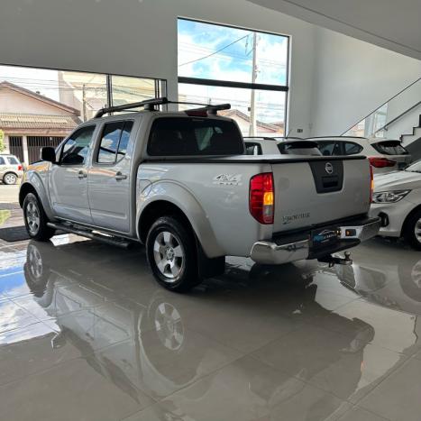 NISSAN Frontier 2.5 4X4 LE CABINE DUPLA TURBO DIESEL AUTOMTICO, Foto 4