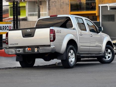 NISSAN Frontier 2.5 S 4X4 TURBO DIESEL CABINE DUPLA, Foto 4