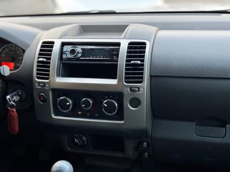 NISSAN Frontier 2.5 S 4X4 TURBO DIESEL CABINE DUPLA, Foto 9