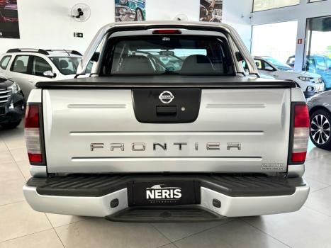 NISSAN Frontier 2.8 SE 4X4 TURBO DIESEL CABINE DUPLA, Foto 6