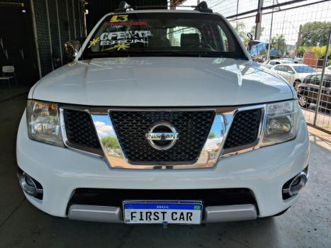 NISSAN Frontier , Foto 3