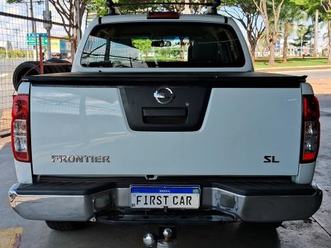 NISSAN Frontier , Foto 7