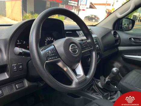 NISSAN Frontier , Foto 7