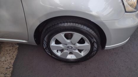 NISSAN Grand Livina 1.8 16V 4P SL FLEX AUTOMTICO, Foto 7