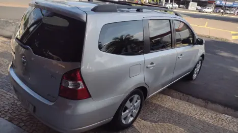 NISSAN Grand Livina 1.8 16V 4P SL FLEX AUTOMTICO, Foto 17
