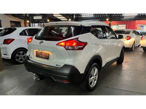 NISSAN Kicks 1.6 16V 4P FLEXSTART EXCLUSIVE XTRONIC AUTOMTICO CVT, Foto 4