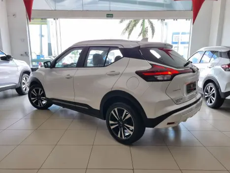 NISSAN Kicks 1.6 16V 4P FLEXSTART EXCLUSIVE XTRONIC AUTOMTICO CVT, Foto 5