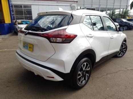 NISSAN Kicks 1.6 16V 4P FLEXSTART SENSE XTRONIC AUTOMTICO CVT, Foto 4