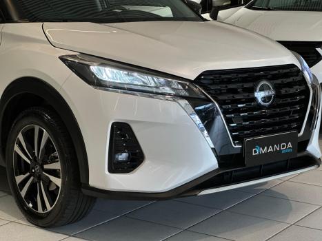NISSAN Kicks 1.6 16V 4P FLEXSTART EXCLUSIVE XTRONIC AUTOMTICO CVT, Foto 3