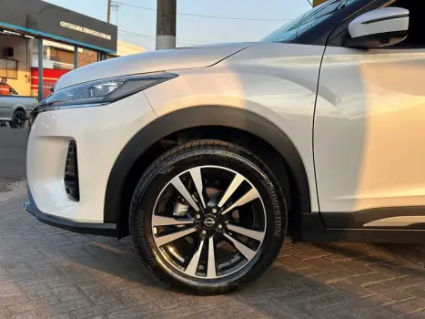 NISSAN Kicks 1.6 16V 4P FLEXSTART EXCLUSIVE XTRONIC AUTOMTICO CVT, Foto 4
